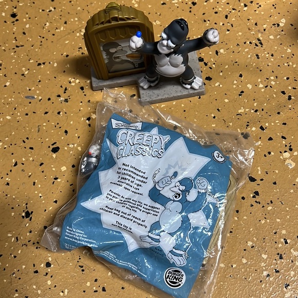 Assorted Simpsons Collectable Toys from Burger King - Picture 2 of 8